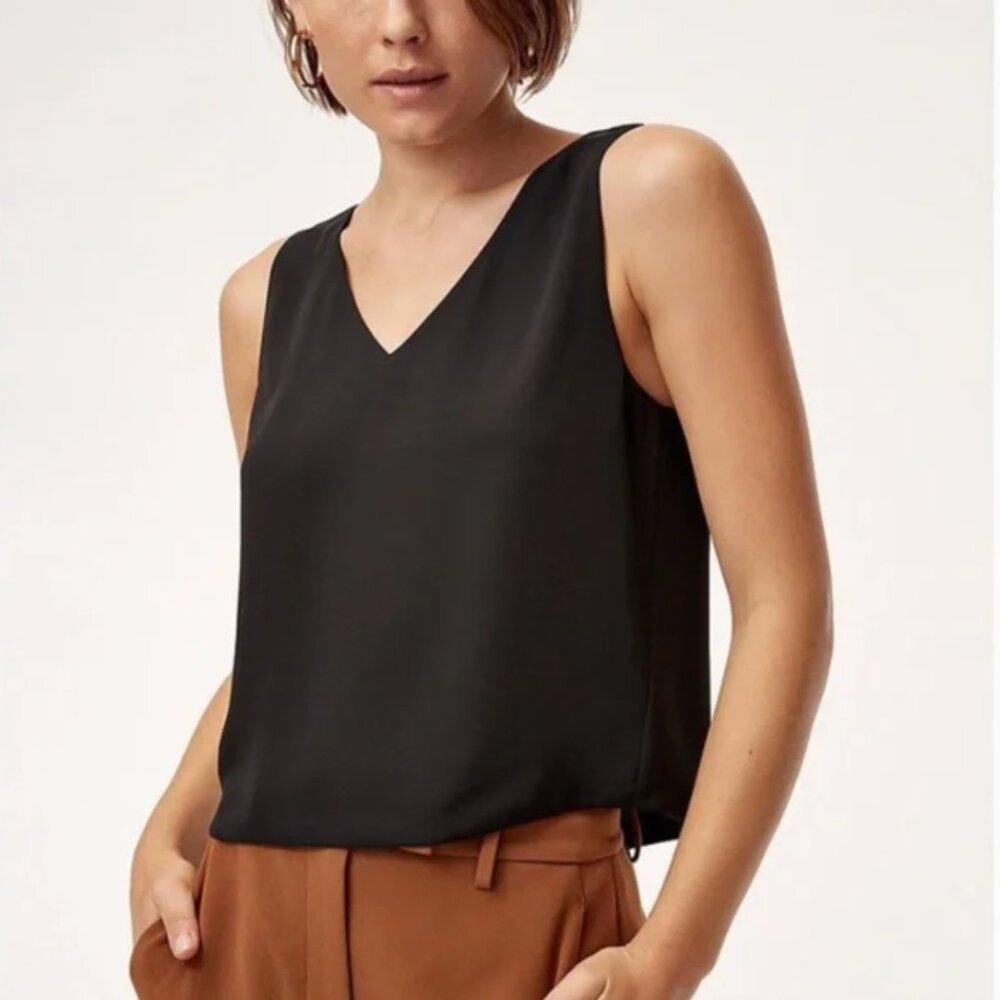Aritzia BABATON Burgundy MURPHY Sleeveless V Neck Top